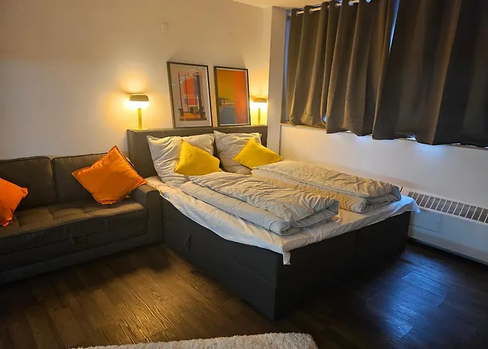 Ehrenfeld - Bright 32m2 Flat 아파트 *